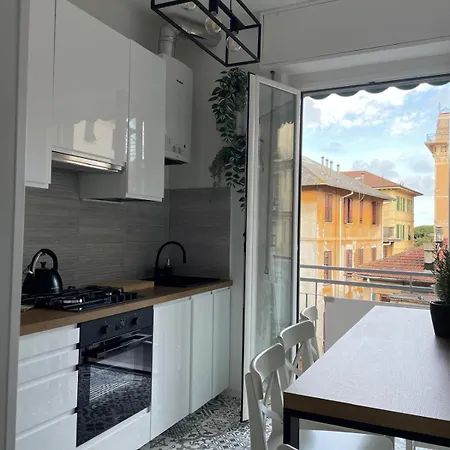 Rapallo Centrale Lejlighed